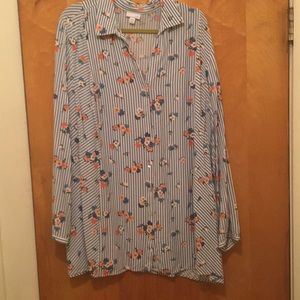 Button down shirt in like new condition!